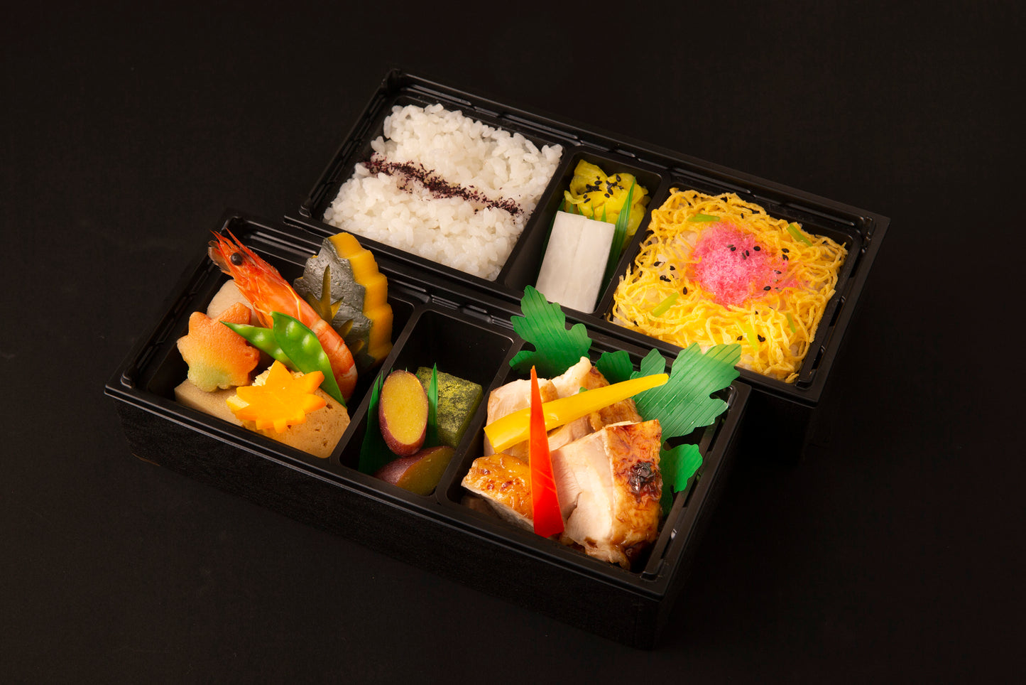 ⓷鶏照焼と野菜煮物のお弁当