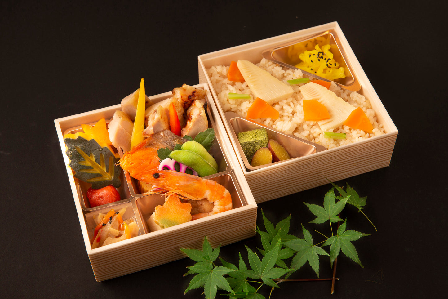 ⑬鶏西京焼と鮭塩焼と山城筍飯のあじわい弁当